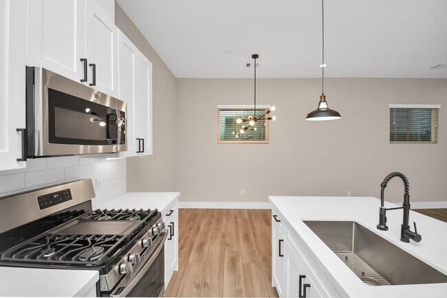 Photo - 1235 W Tidwell Rd