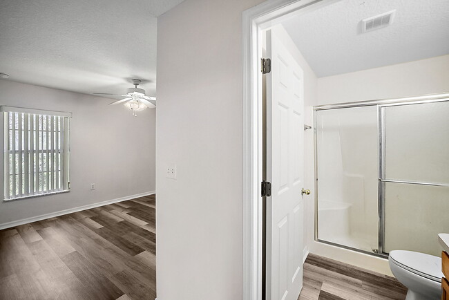 Photo - 517 Paulling Dr