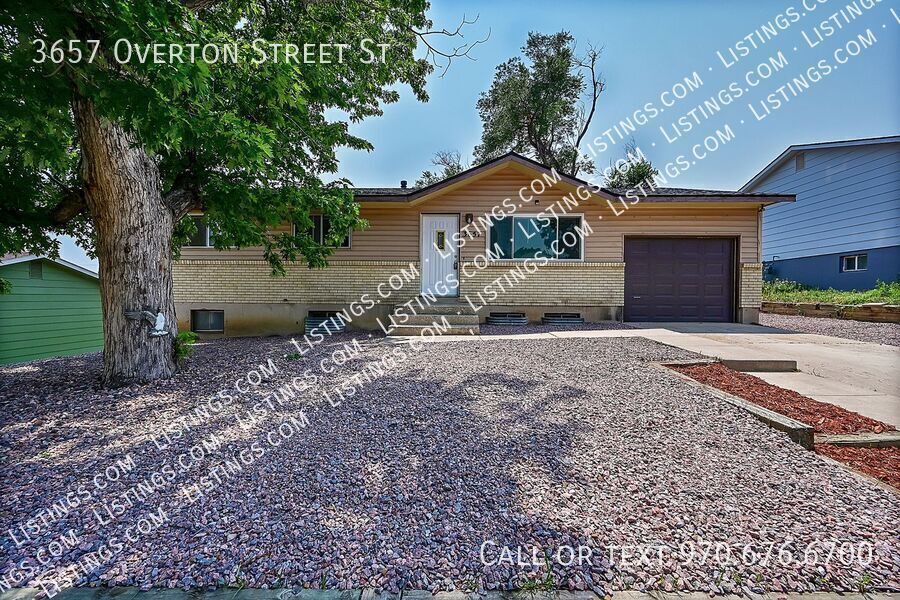 Photo - 3657 Overton Street St-