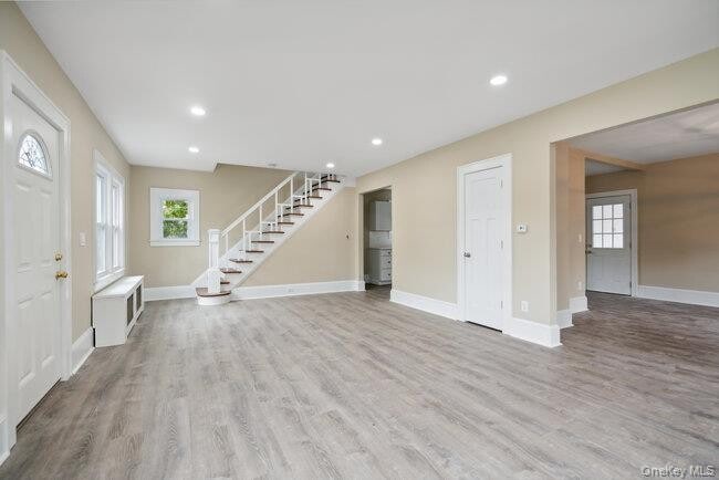 Photo - 1030 Glen Cove Ave