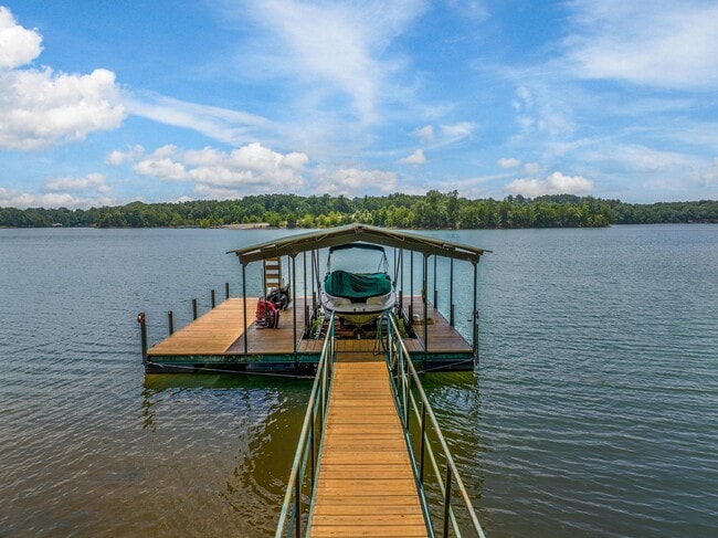 Photo - 3148 Ridge Rd