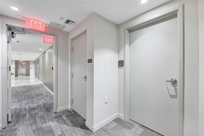 Photo - 1010 SW 2nd Ave Unidad 710