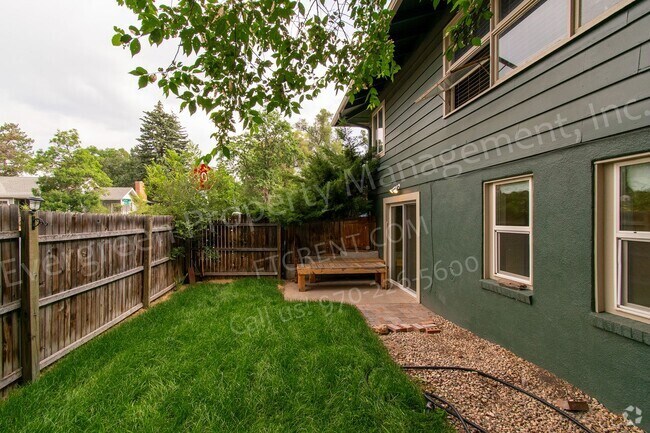 Building Photo - Updated 2 bedroom apartment in central For... Unit #2