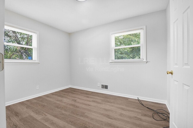 Photo - 3201 Patricia Dr