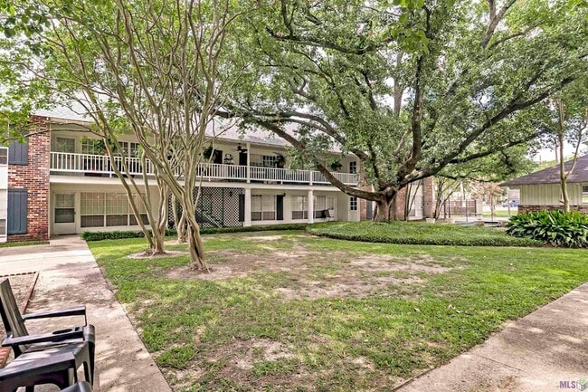 Building Photo - 10426 Jefferson Hwy Unit H