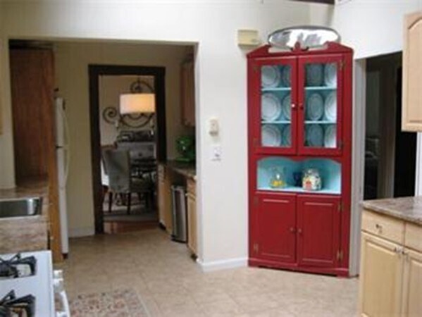 Photo - 120 Oxford Rd Unit 2