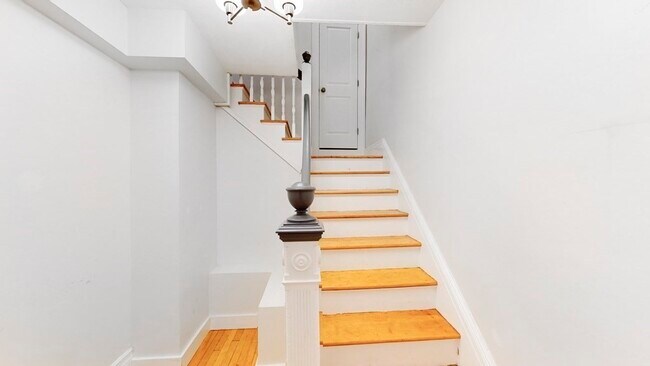 Building Photo - 1763 Commonwealth Ave Unit 1