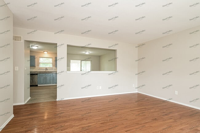Photo - 734 Bull Valley Dr