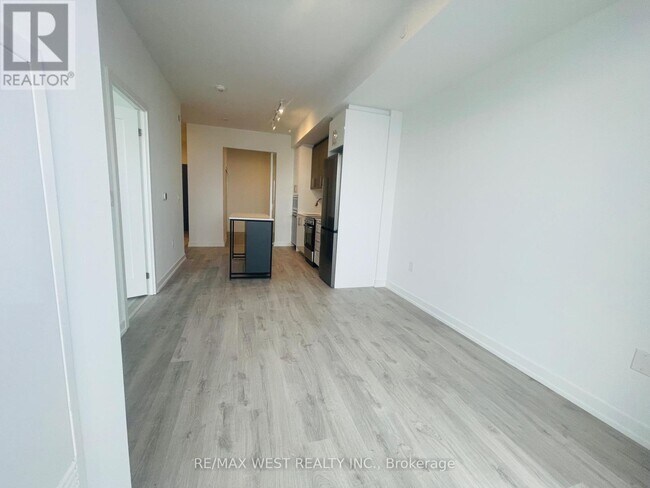 Photo - 9763 Markham Rd Unit 908