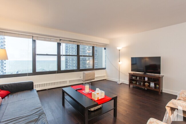 Photo - 6030 N Sheridan Rd Unit 908