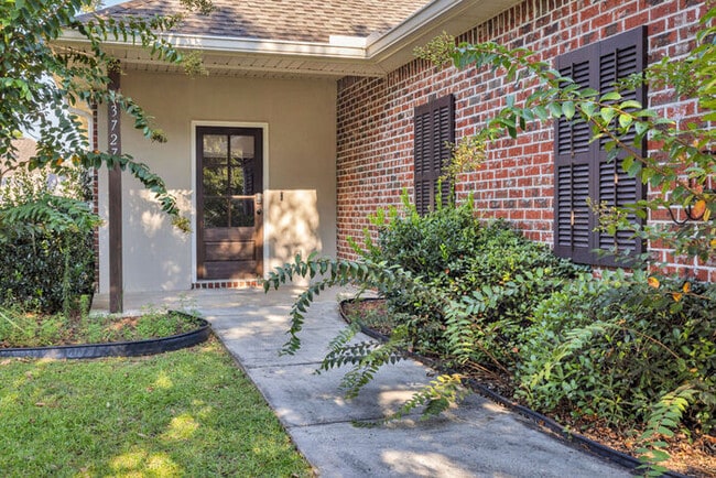 Photo - 13727 Foxhill Drive