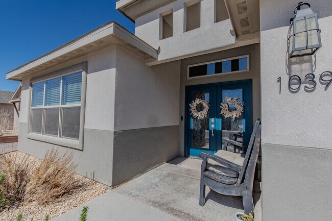 Photo - Spacious 4 Bedroom, 2 bath home