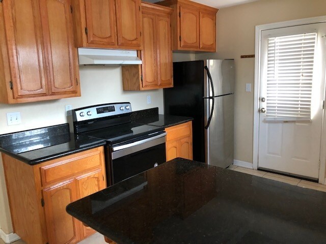 Photo - 1700 W Douglas Dr Unit C