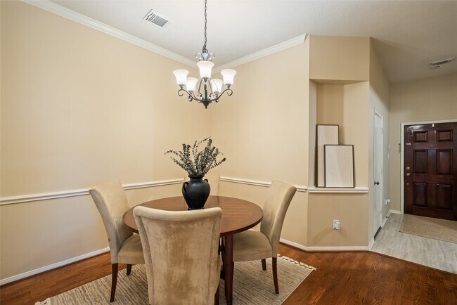 Photo - 135 S Delta Mill Cir