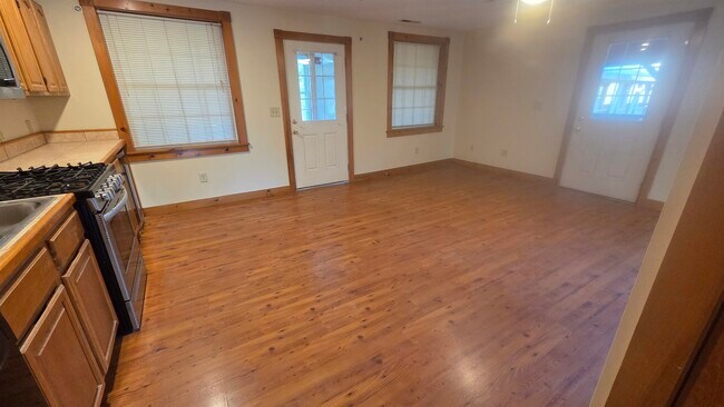 Photo - 9 Roberts Rd Unidad 306