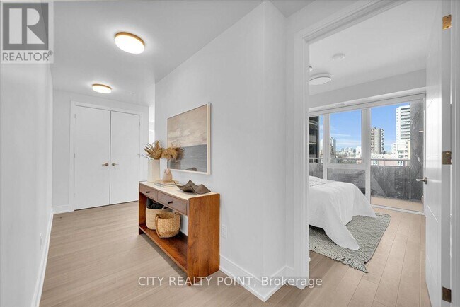 Photo - 664 Spadina Ave. Unité 503