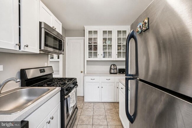 Photo - 2031 Locust St Unidad 401