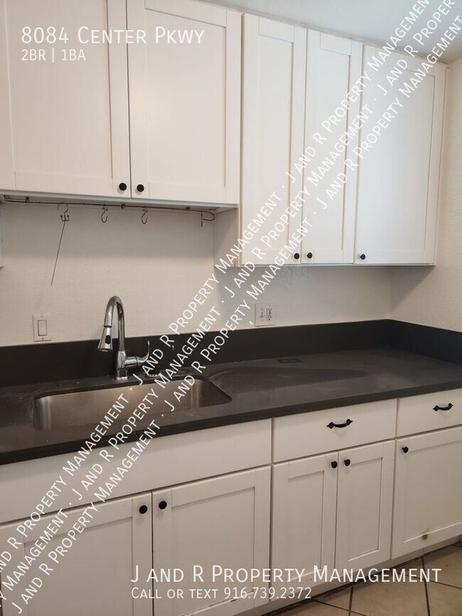 Photo - 8084 Center Pkwy