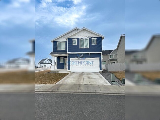 Building Photo - Coming Soon! 3 BR/2.5BA | Newly Renovated Single Family Home | 1-Car Garage Parking | In Lehi!