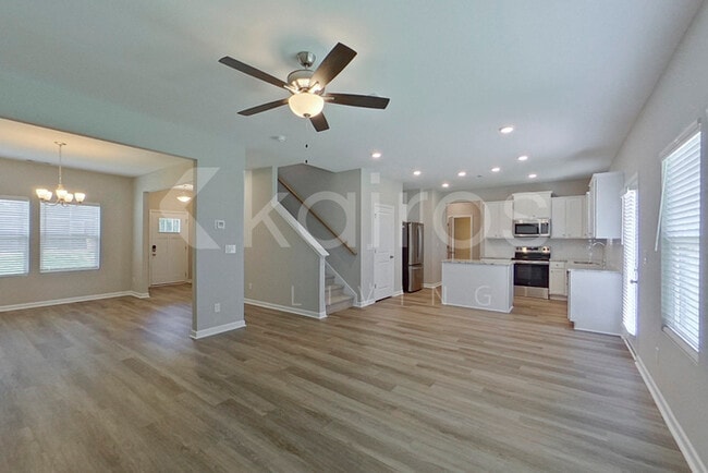 Photo - 155 Williams Ln