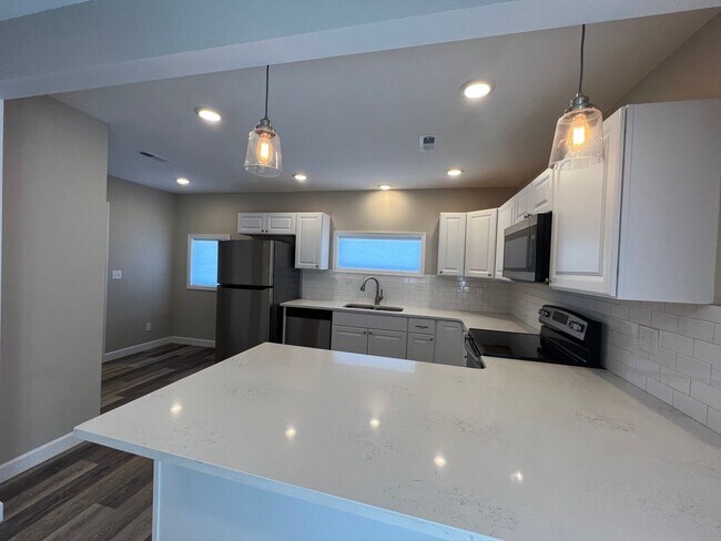 Photo - 109 E Fremont Ave