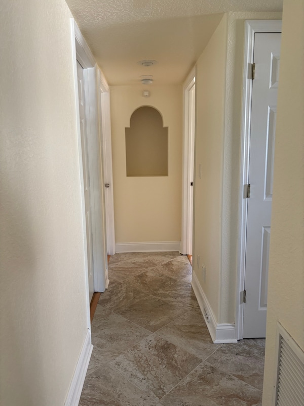 Photo - 340 Carrousel Ct