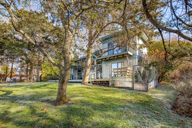 Photo - 11 Ingall's Rd