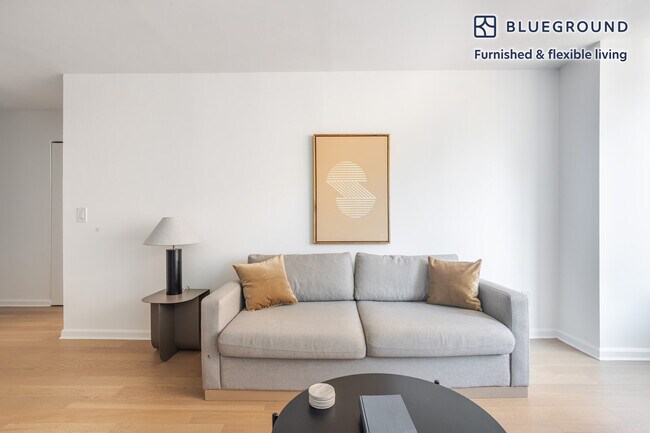 400 Chambers St Unit SI FL14-ID2280