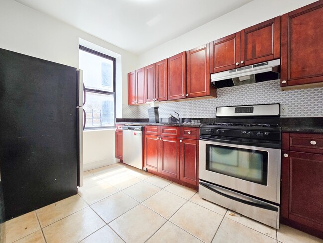 Photo - 3620 Broadway Unit 44