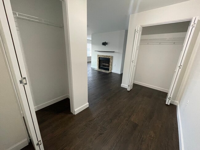6425 Apt 303