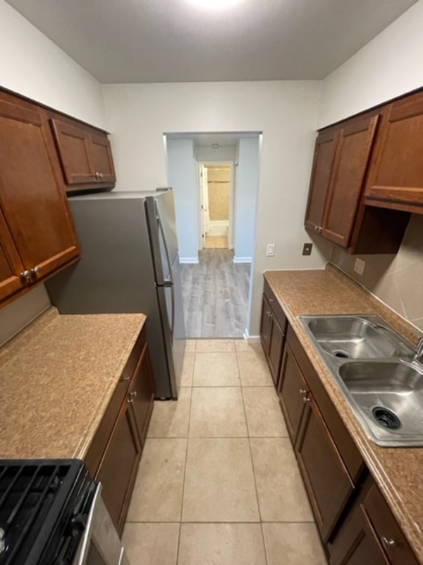 Photo - 932 W Rollins Rd Unidad 932-B Rental