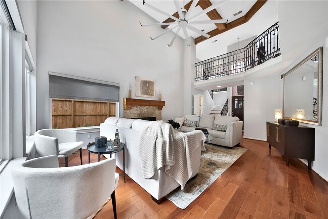 Photo - 1937 Norfolk St