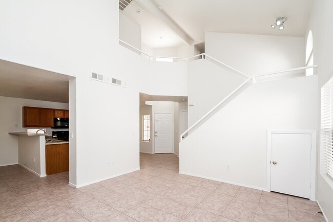 Photo - 1424 N Astronomy Cir House