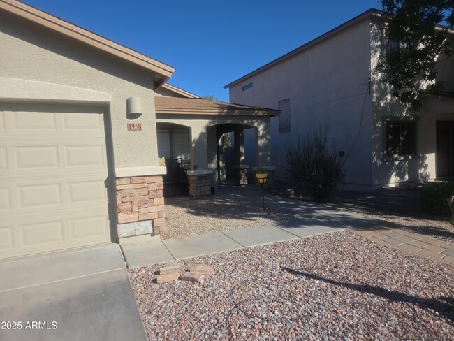 Photo - 1958 E Renegade Trail