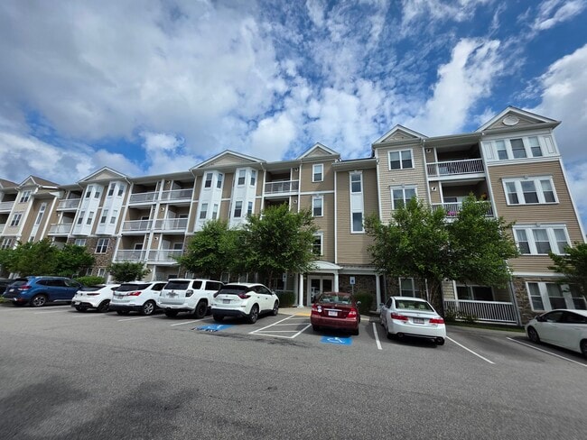 Building Photo - 110 Trotter Rd Unit 301 Rental