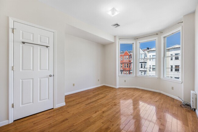 Photo - 56 Monitor St Unit 1L