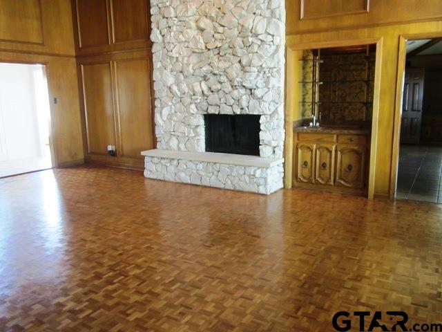 Photo - 401 Woodland Hills Dr