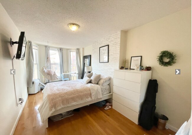 Photo - 588 Columbus Ave