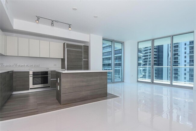 Photo - 1100 S Miami Ave Unidad 2510