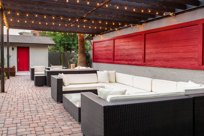 Photo - 15 on Cambridge