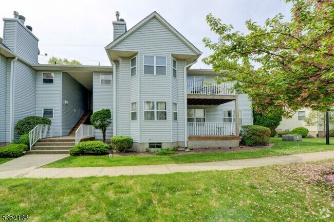 Building Photo - 300 Ventnor Ct Rental