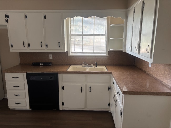 Photo - 1343 N 66th St