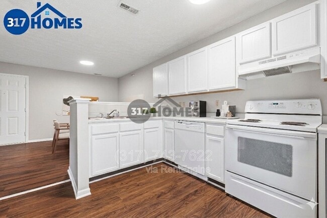 Photo - 2770 S East St Unit 103