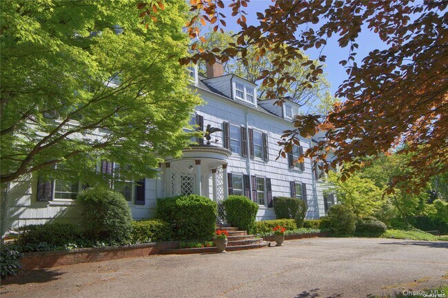 Photo - 435 Bryant Ave