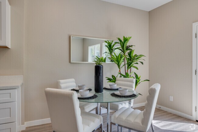 3BR, 3BA - 1.420SF - Parkview Townhomes