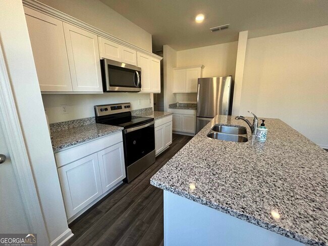 Photo - 397 Bentwater Wy