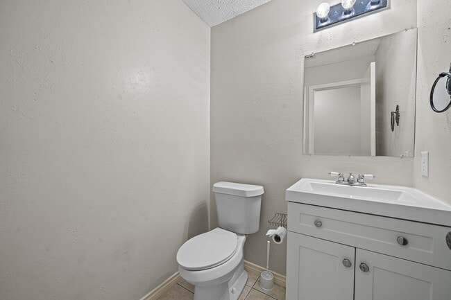 Photo - 11123 Gatesden Dr