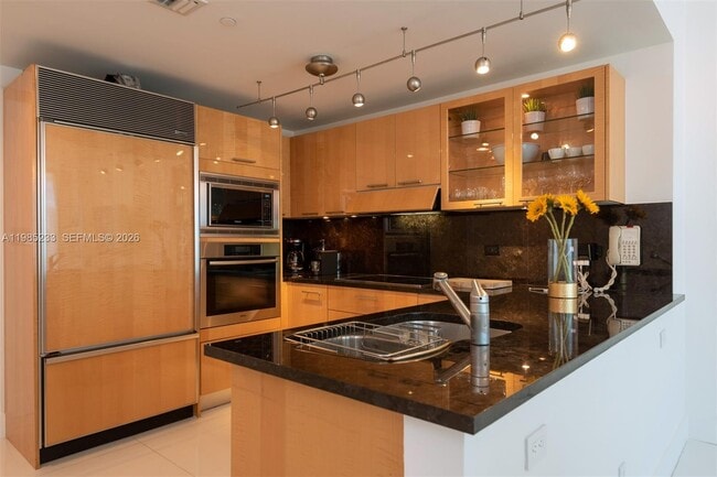 Photo - 6799 Collins Ave Unit 906