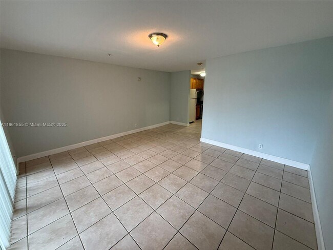 Photo - 4271 NW 5th St Unidad 253