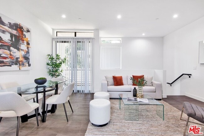 Photo - 1458 Butler Ave